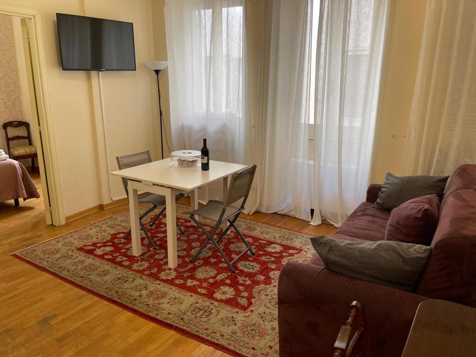 Foro Romano Apartments B — Foto 1